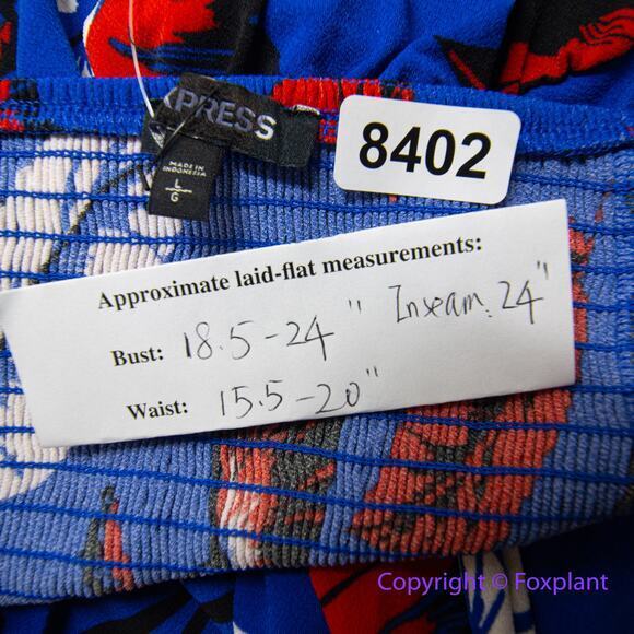 New! Express Blue Print tropical Jumpsuit, women's size L - Picture 11 of 12